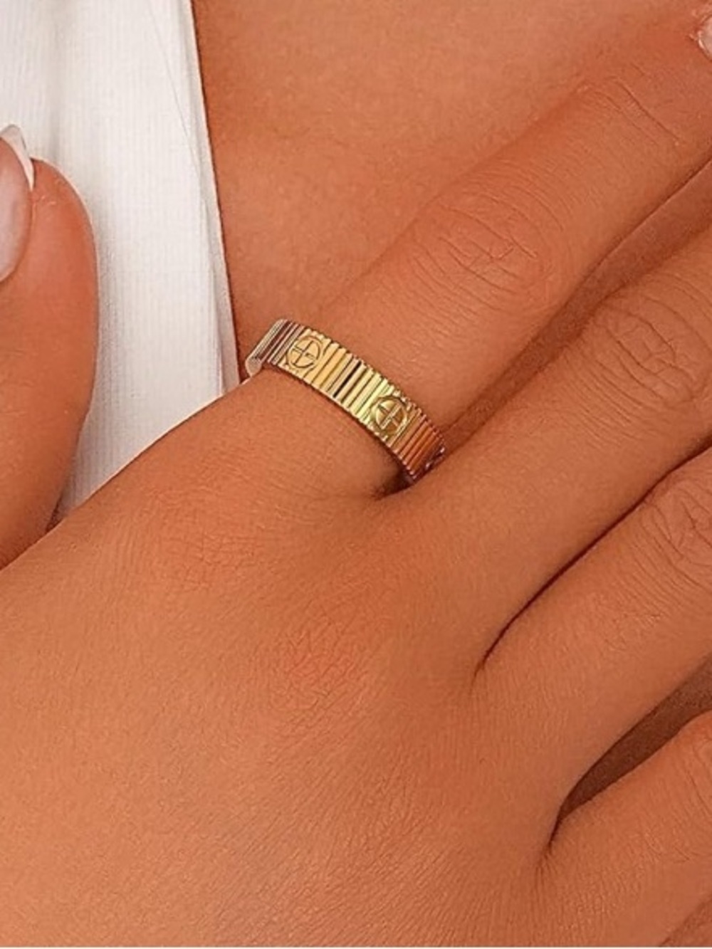 14K Gold Plated Stainless Steel Stripe Textured Ring